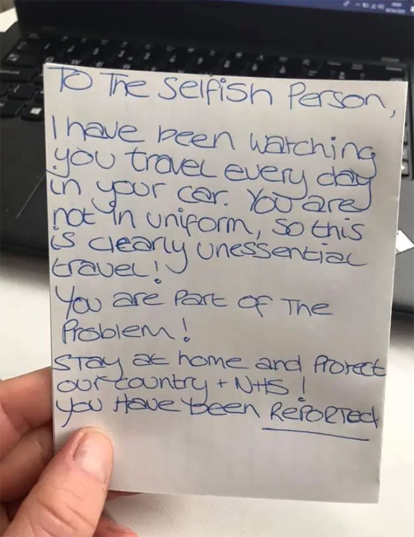 Koronayla mücadele eden hemşireye komşusundan suçlayıcı not!