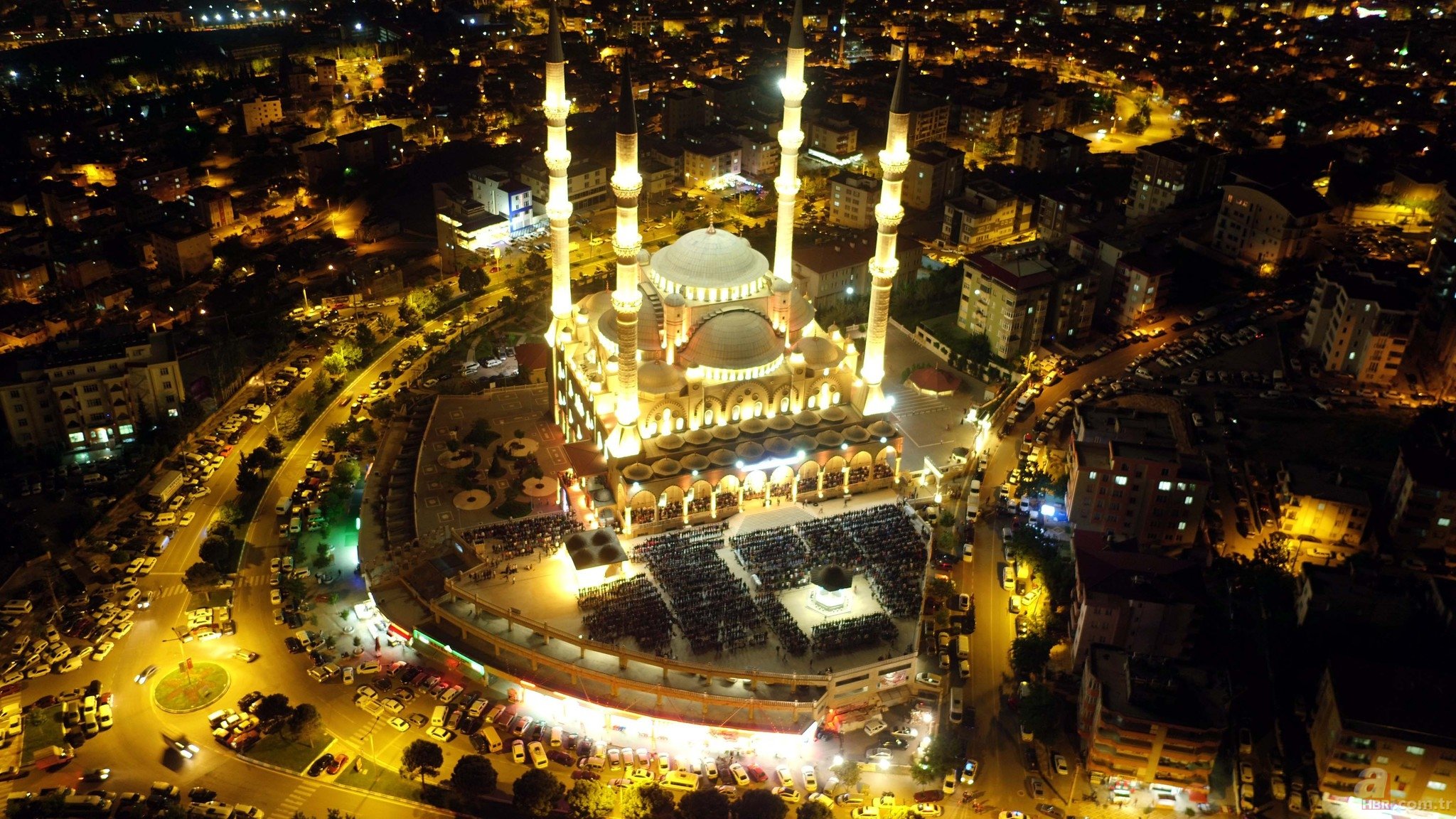 Regl olunca oruç bozulur mu?