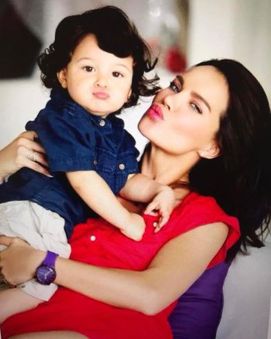 Ebru Şallı'nın oğlu Pars hayatını kaybetti