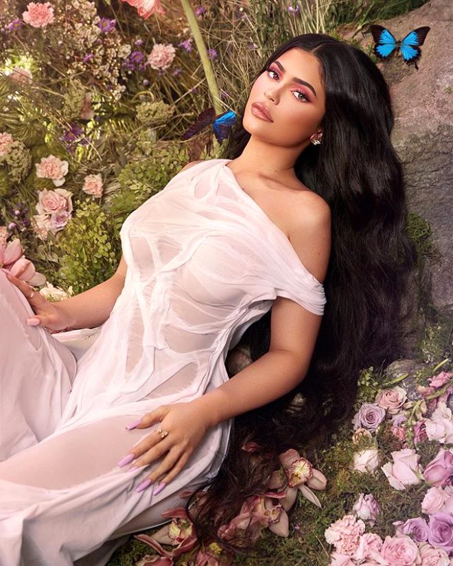 Kylie Jenner, makyajsız görenler tanıyamadı