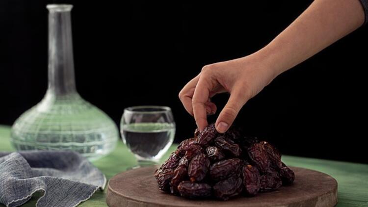 Adana iftar vakti 01 mayıs 2020 / İftara ne kadar kaldı ?