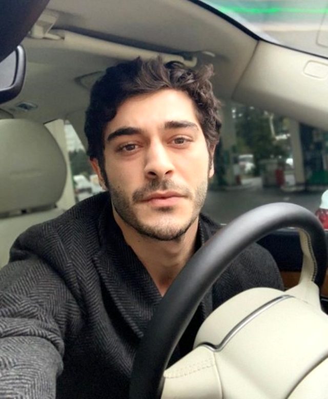 Burak Deniz motosikletliye çarptı ehliyetine el konuldu