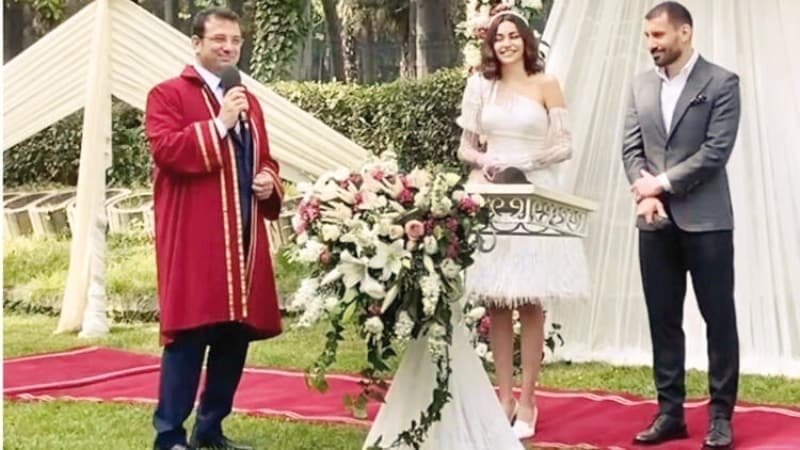 Şilan Makal ve Şener Özbayraklı'yı koronavirüs engelleyemedi! Sessizce evlendi