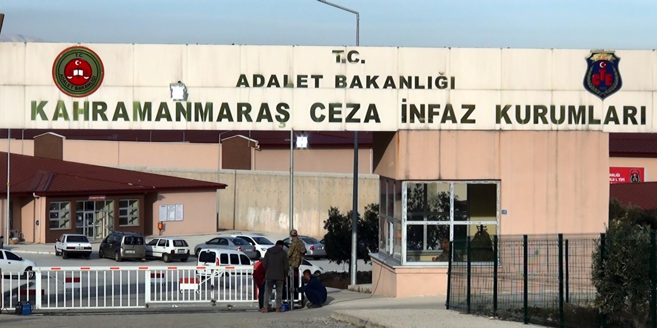 9 yaşındaki kızını öldüren cani baba cezaevinde kendini astı