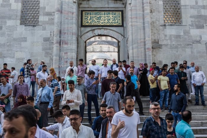 Bayram namazı evde kılınır mı?