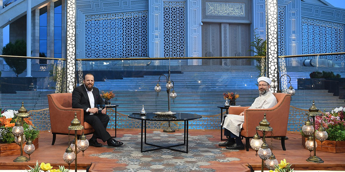 Ali Erbaş: “29 Mayıs’ta camilerimize kavuşacağız, hasret ve özlem bitecek”