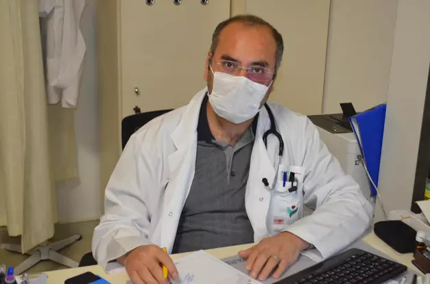 Trump'ın koronavirüsten korunmak için kullandığı ilaç hakkında uzmanlardan uyarı geldi