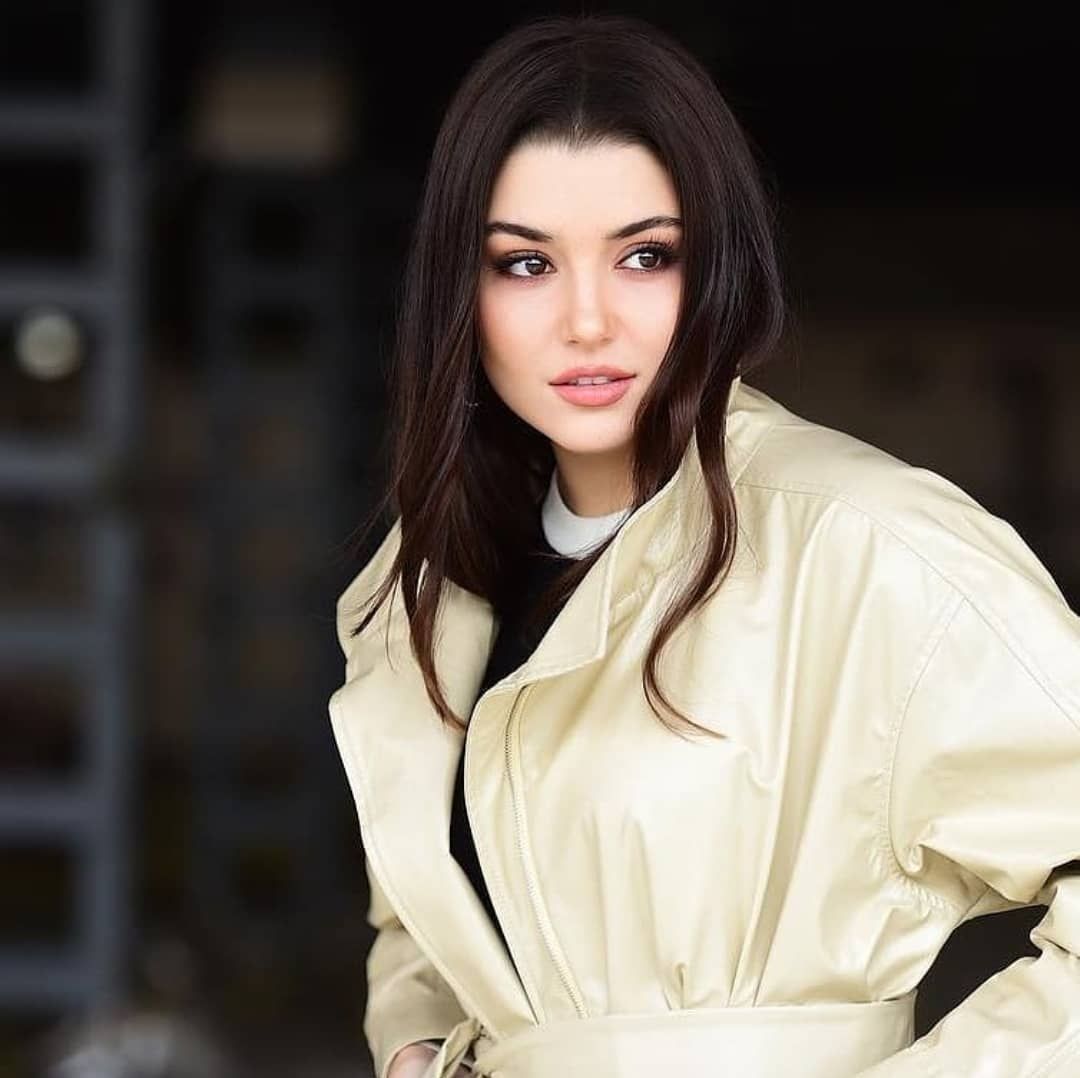 Sen Çal Kapımı dizisinin konusu nedir? oyuncuları kim?