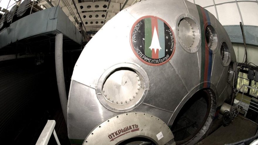 8 ay Mars karantinasına girecek gönüllü aranıyor!