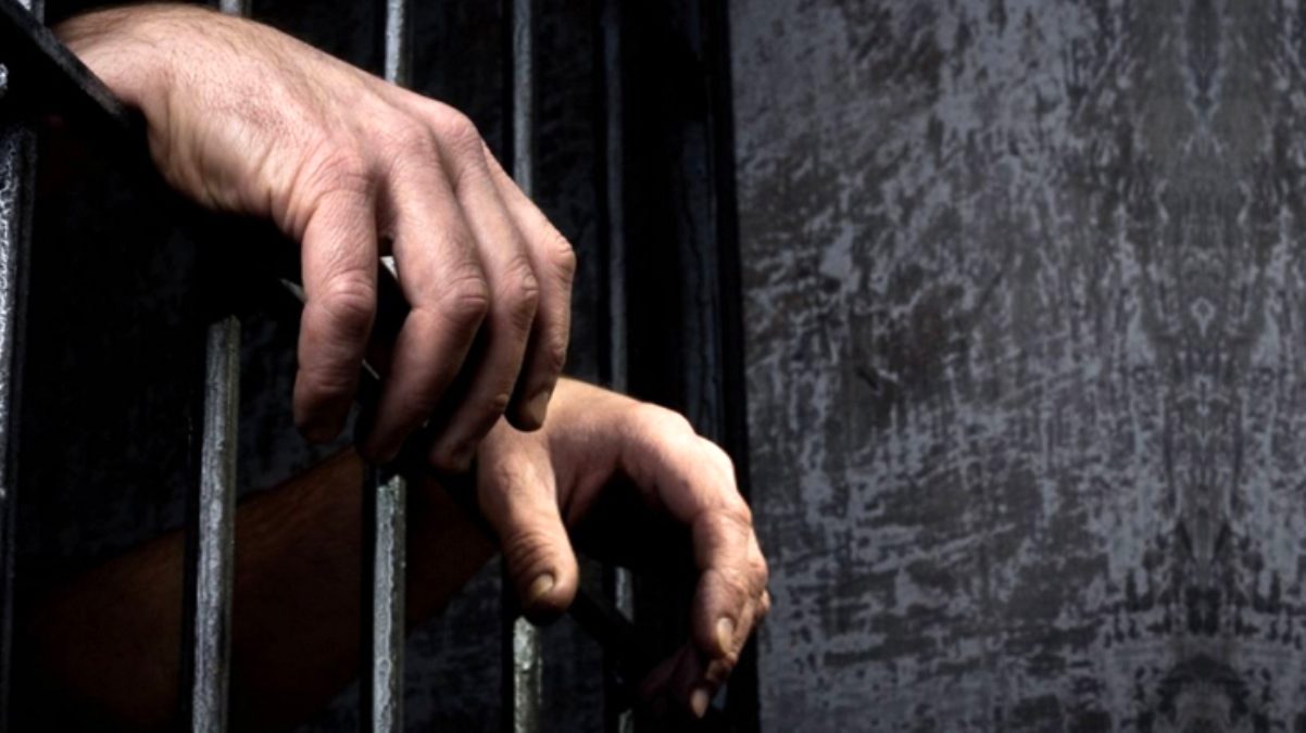 Cem olarak hapse girdi, Azmi olup mahkemeye çıktı!