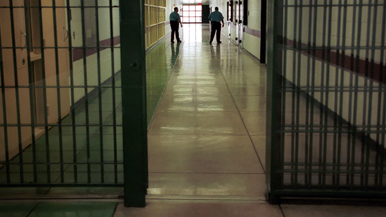 Cem olarak hapse girdi, Azmi olup mahkemeye çıktı!