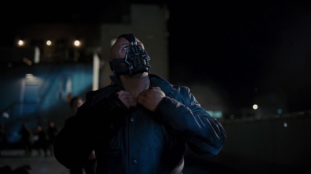 Uyarılara rağmen Bane maskesi rekor kırıyor!