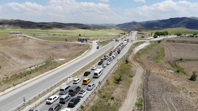 Sürücüler Dikkat! Ankara-Samsun karayolunda araçlar tek tek durduruluyor!