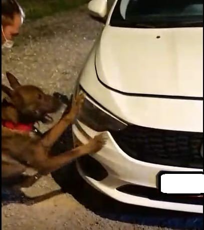 Akılalmaz yöntem! Uyuşturucuyu motor kısmına gizlemişler