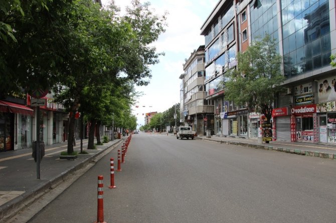 Bingöl’de sokağa çıkma kısıtlamasının ilk günü sessizlik hakim
