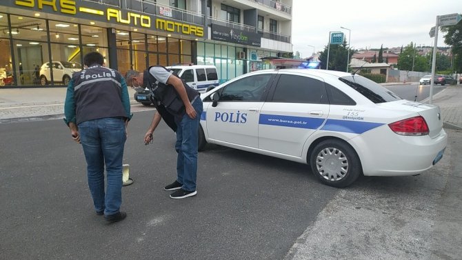Husumetlisine ateş ederken yol kenarındaki genci yaralayan şüpheli adliyeye sevk edildi