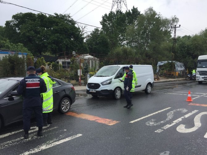 İstanbullular dikkat! Bayram sınırlamasında denetimlere başlandı