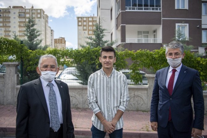 Kayseri'de şehit ailelerine anlamlı ziyaret