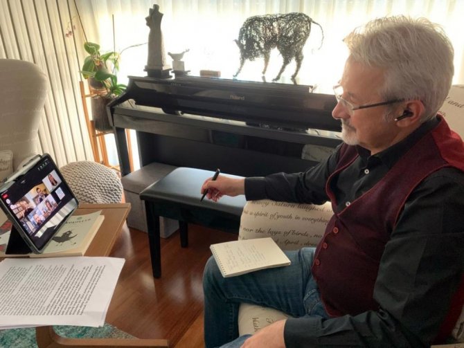 Normal hayata uyum için birden fazla uzmanlık gerekecek