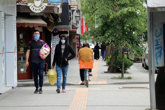 Sokaklar ilk kez bu kadar boş kaldı!