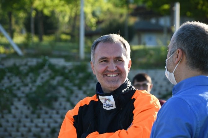 İnegöl Belediye Başkanından ilginç bayram kutlaması