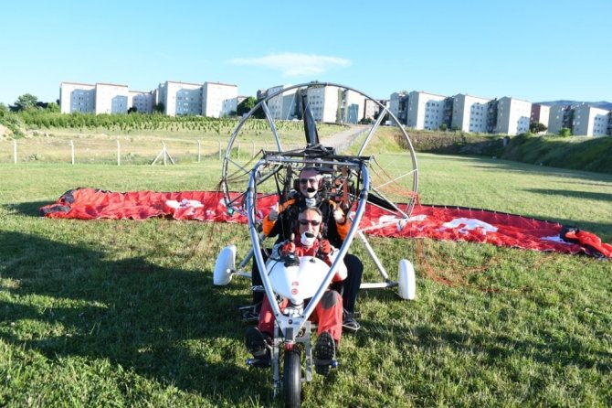 İnegöl Belediye Başkanından ilginç bayram kutlaması