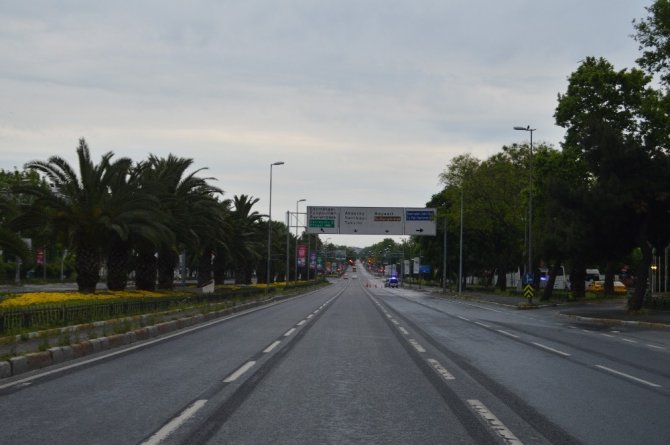 İstanbul bayramın ikinci gününde de sessizlik devam ediyor