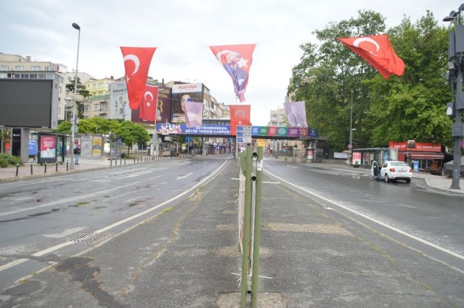 İstanbul bayramın ikinci gününde de sessizlik devam ediyor