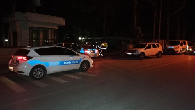 Motosiklet sürücüsü ile polis arasında nefes kesen kovalamaca