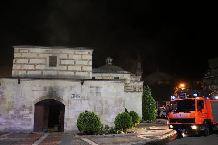 Kırklareli'nde tarihi çarşıda yangın