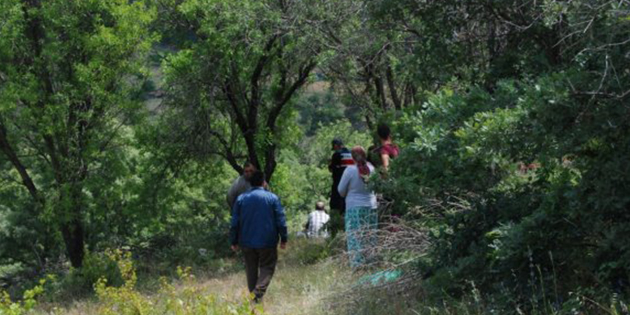 Minicik bebek traktörün şaftına sıkışarak can verdi