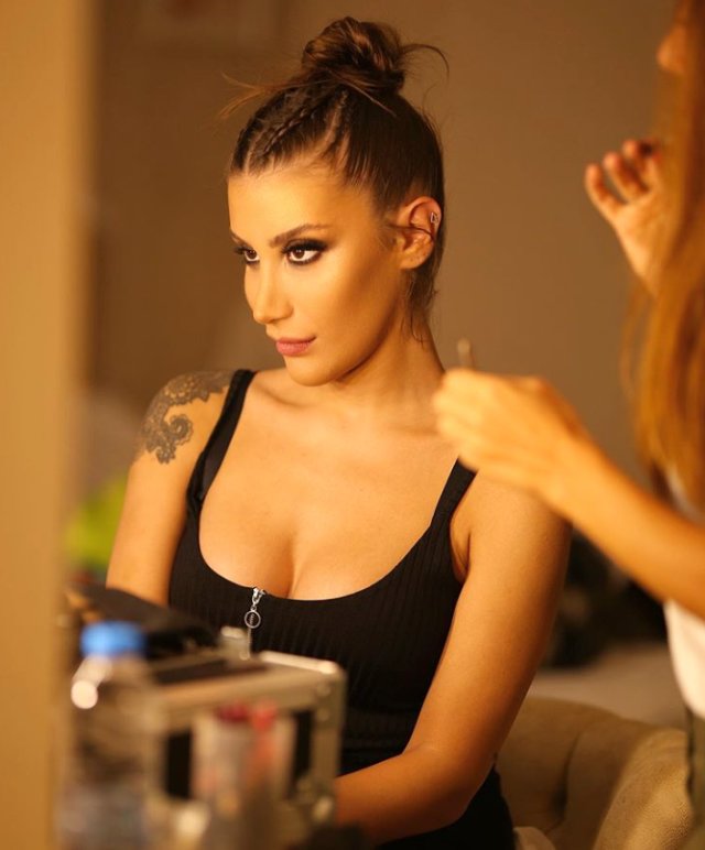 İrem Derici: Ben umumi tuvalet değilim! Kimsenin ağzıma s...masına izin vermem