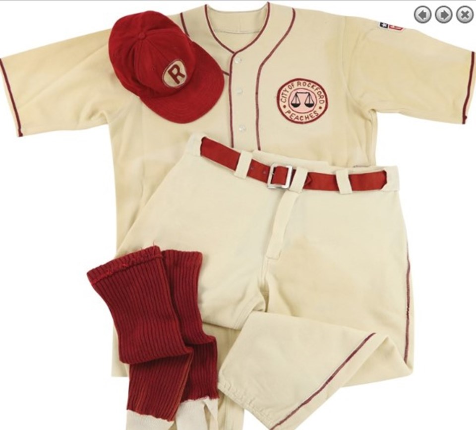 Tom Hanks o filmde giydiği kıyafet açık artırmada!