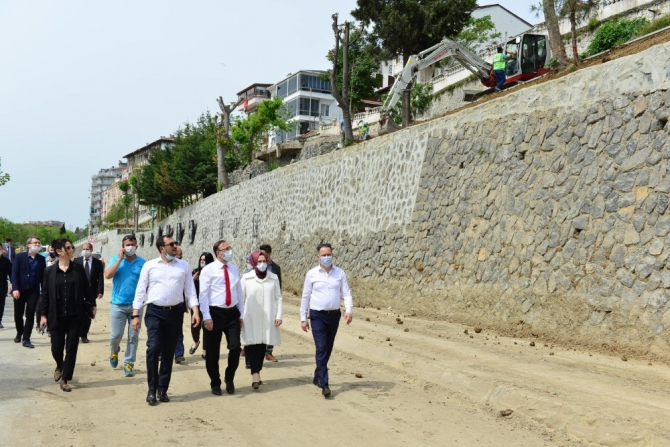 Paşa Seyir Terası hizmete girmek için gün sayıyor