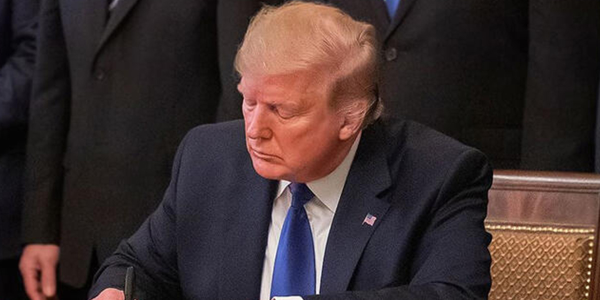 ABD Başkanı Donald Trump, sosyal medya kararnamesini imzaladı