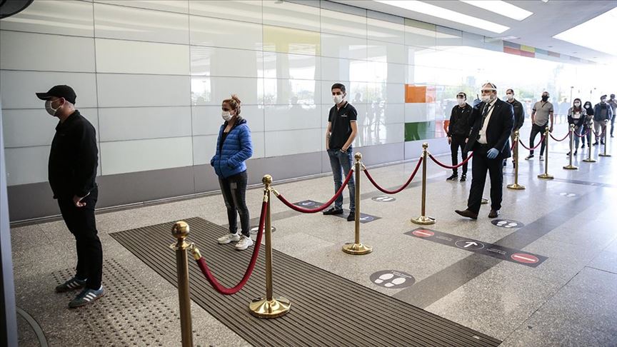 Prof. Dr. Tevfik Özlü: Virüse kaptırdığımız hayatımızı geri alıyoruz