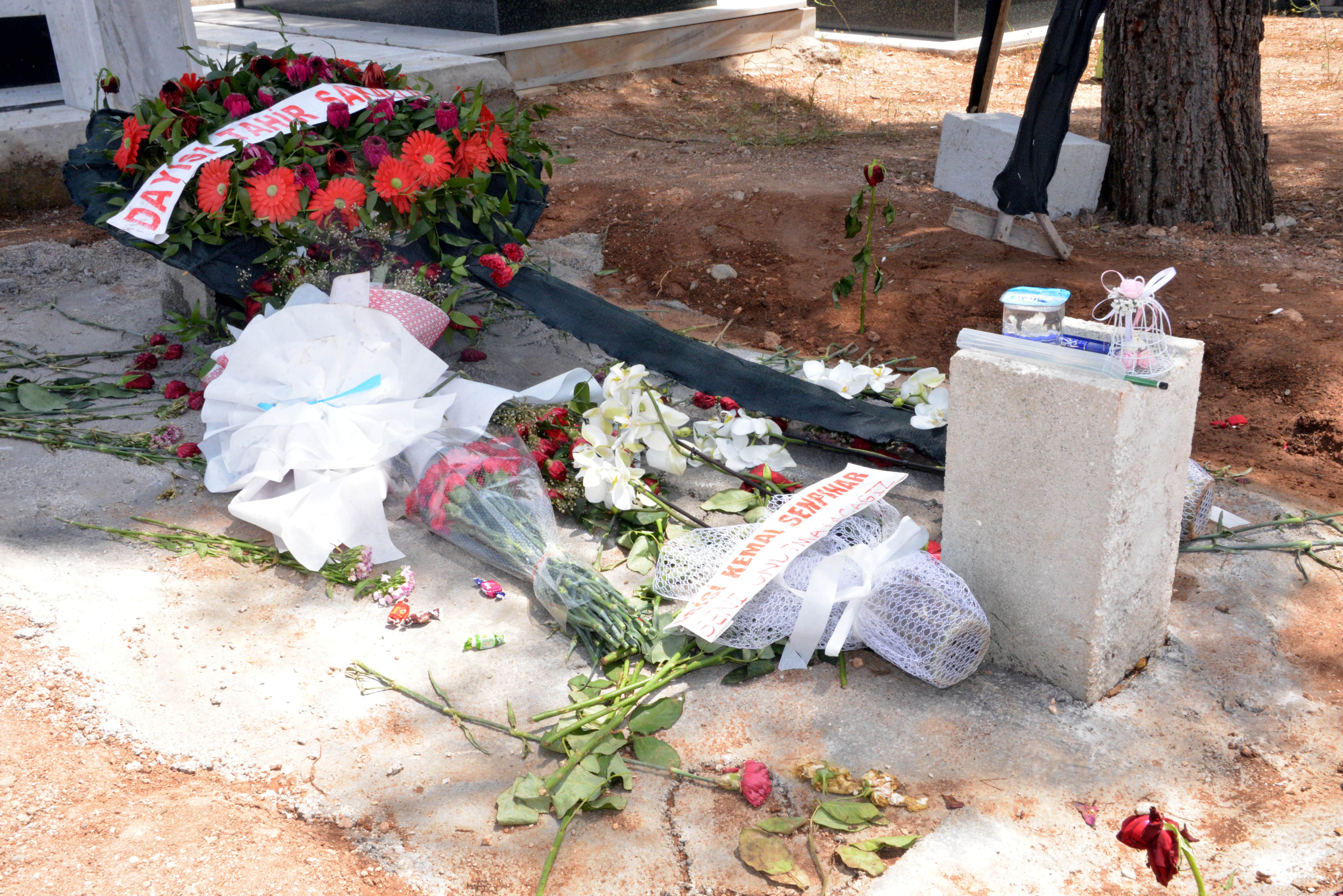 Zeynep Şenpınar'ın annesi: Katil kızımdan zorla para alıyormuşZeynep Şenpınar'ın annesi: Katil kızımdan zorla para alıyormuş