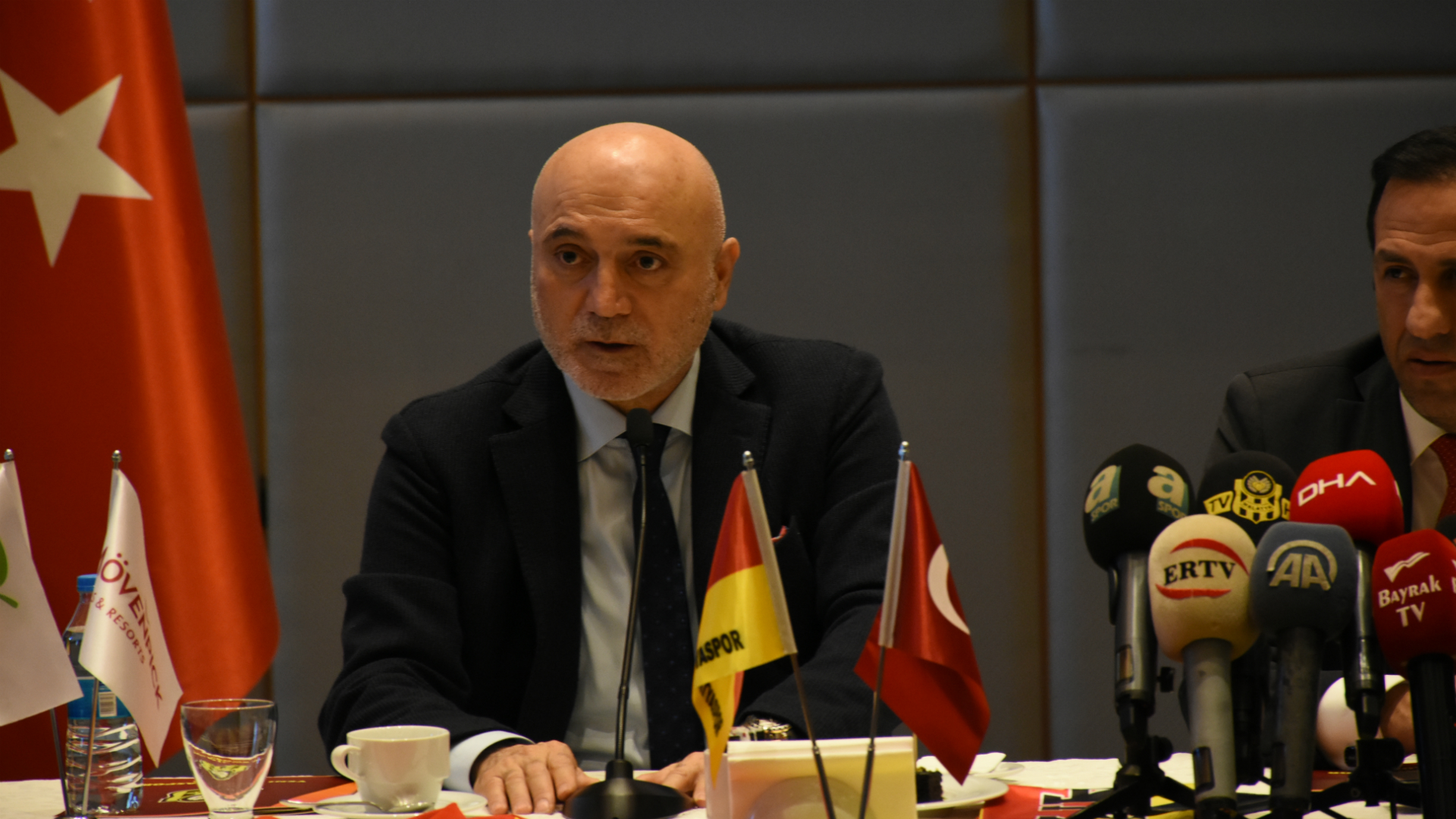 Hikmet Karaman: Korona sakatlığa benzemez!