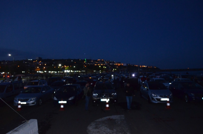 Tekirdağ’da arabalı açık hava sinema keyfi