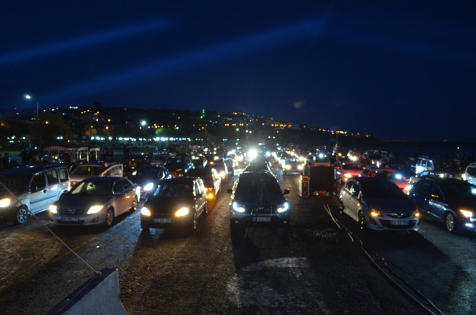 Tekirdağ’da arabalı açık hava sinema keyfi