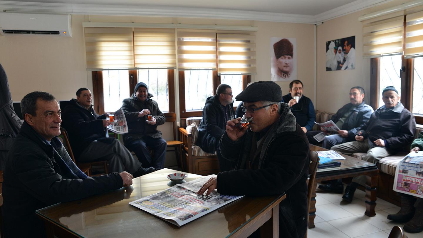 Kıraathane, kahve ve kütüphanelerde yeni dönem! Bunları yapmanız yasak