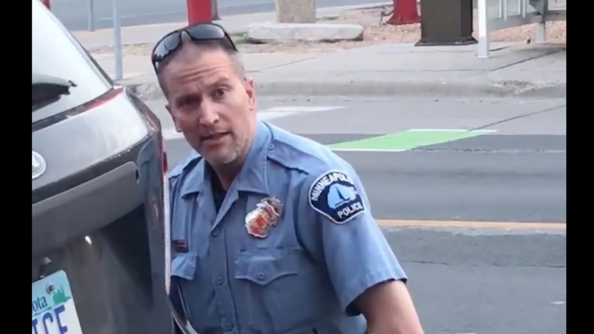 George Floyd'u öldüren ırkçı polis bugün hakim karşısına çıkıyor!