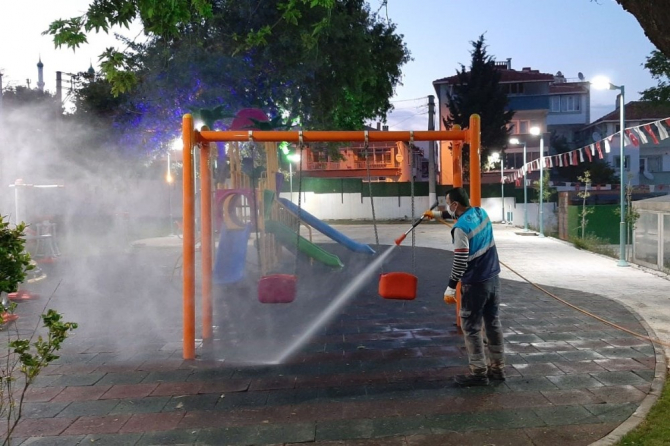 Süleymanpaşa’da tüm alanlar dezenfekte edildi