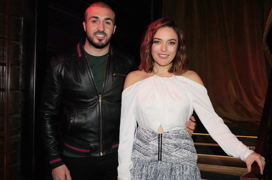 Ezgi Mola ve Sevgilisi Mustafa Aksakallı'dan sevindiren haber!