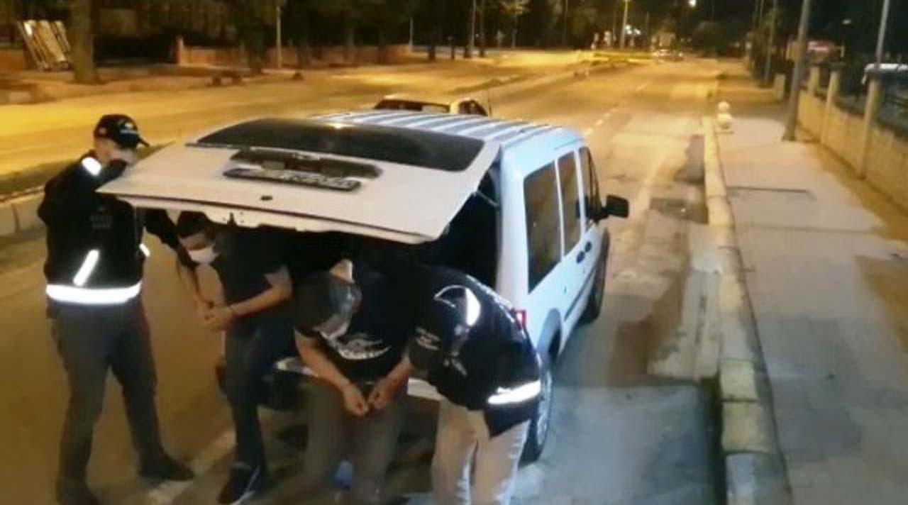 Kendilerini polis olarak tanıtan kişilerden FETÖ yalanıyla 188 bin TL'lik vurgun!