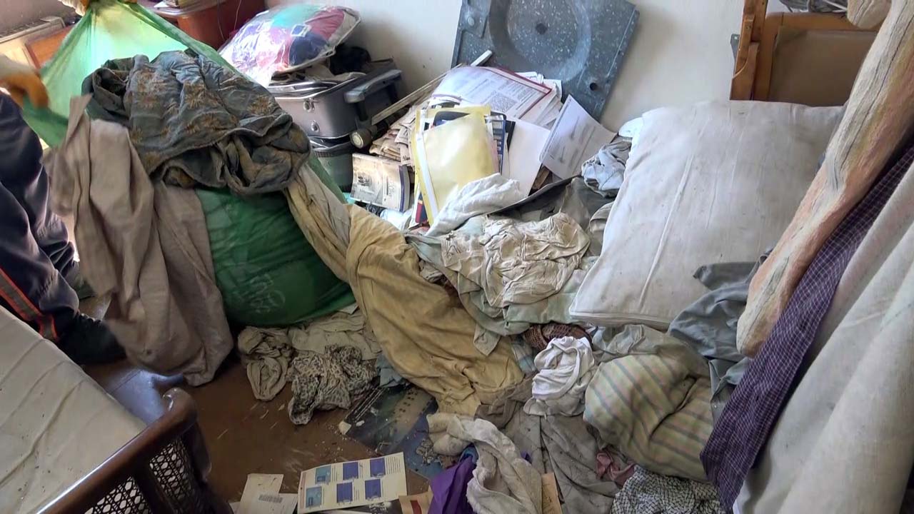 Pendik'te çöp ev vakası! Rakamı duyan kulaklarına inanamadı