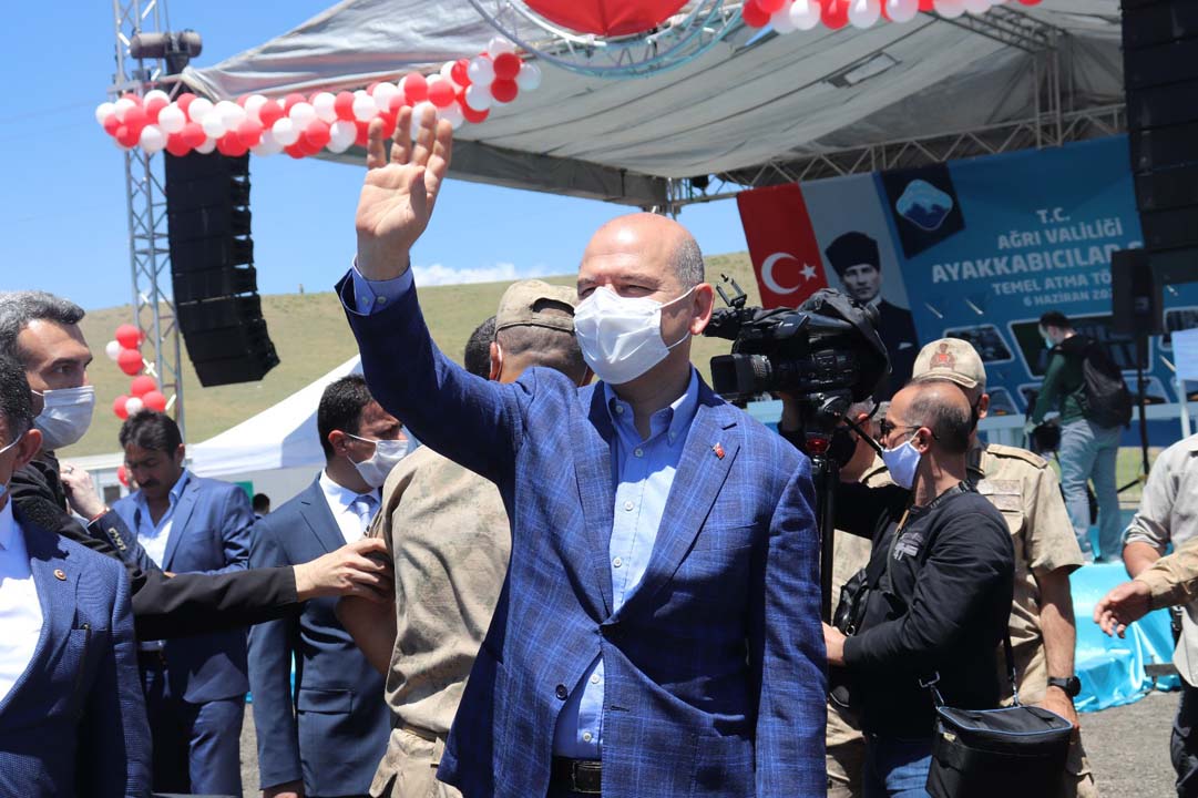 Bakan Soylu sert konuştu: Darbe söylemleri üretmeye çalışıyorlar