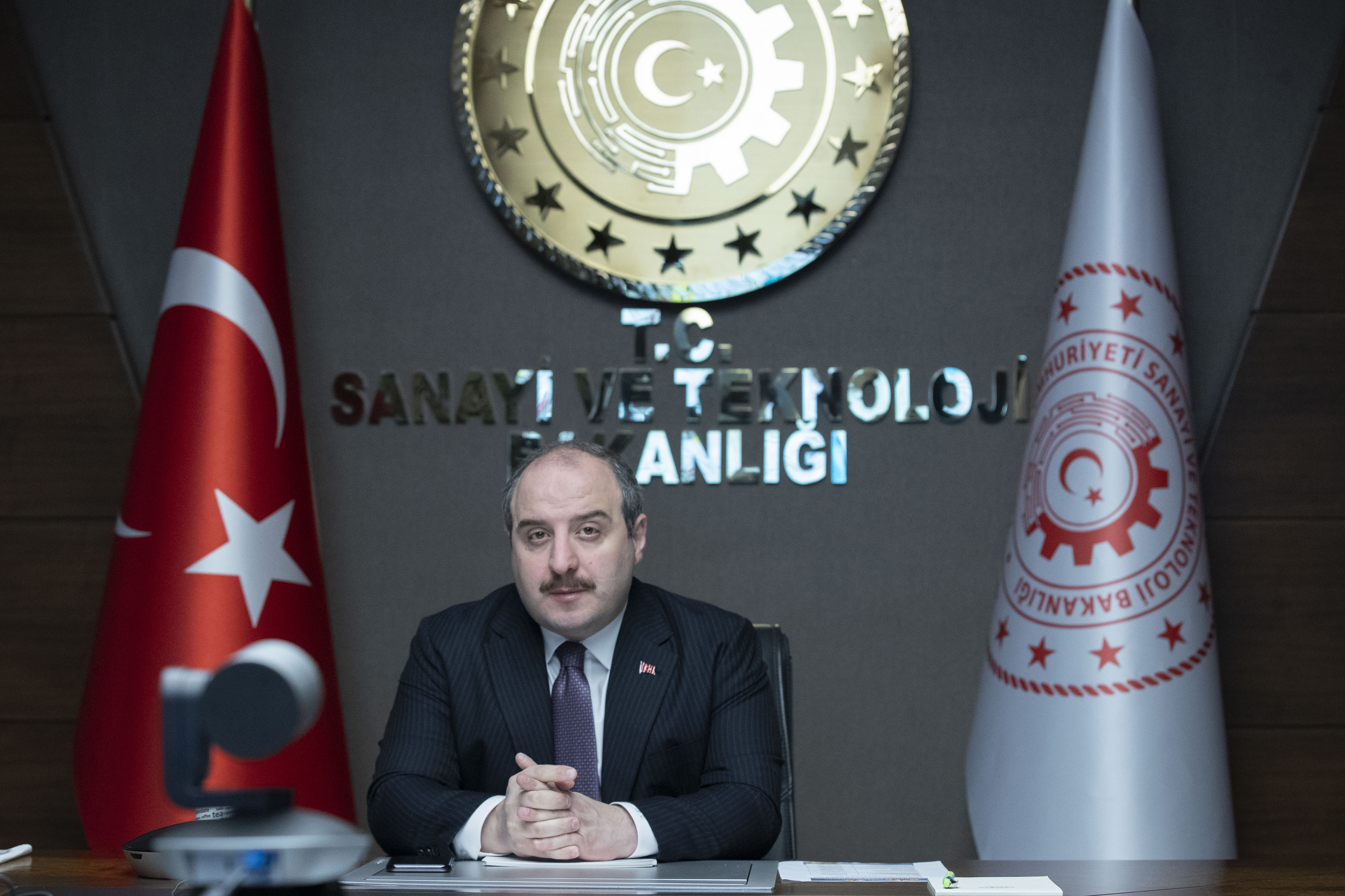 Bakan Varank'tan Kovid-19 aşısı için müjde: 3 aşıda hayvan deneyleri başladı