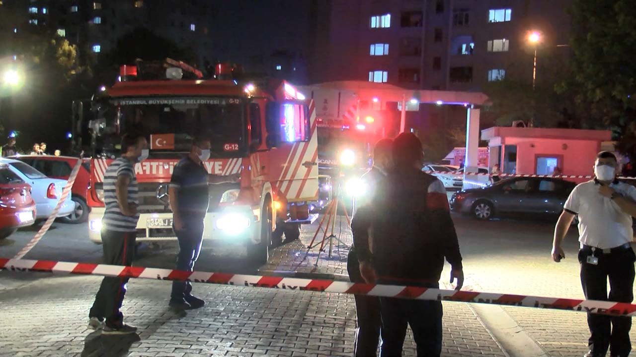 Küçükçekmece'de korkunç olay! Kocasını bıçaklayıp çocuğunu balkondan atmak istedi