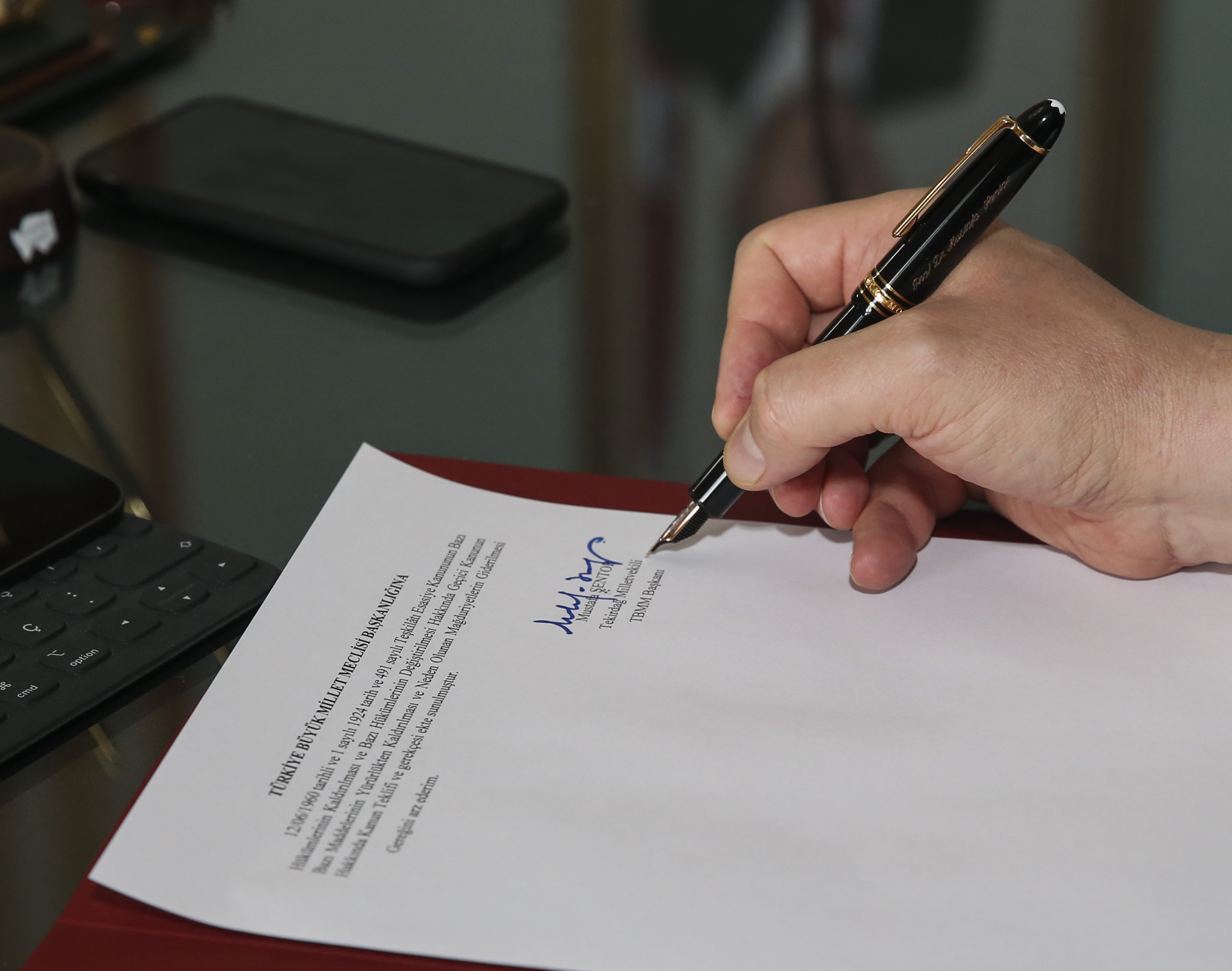 Meclis Başkanı Şentop'tan Yassıada yargılamaları için kanun teklifi